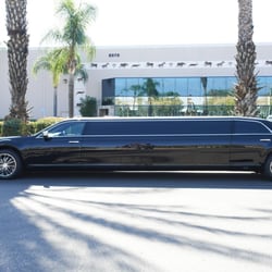Satisfaction Limousines and Luxury Party Buses - Chrysler 300 Limousine 8-10 Passenger - Satisfaction Limousines - Detroit, MI