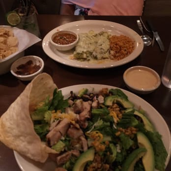 Uncle Julio's - Taco salad with fajita chicken - Mexican Near Me - Vernon Hills, Illinois Uncle Julio's - Taco salad with fajita chicken - Mexican Near Me - Vernon Hills, Illinois