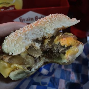 Beckett's - Smash burger - Sports Bars Near Me - Minneapolis, Minnesota Beckett's - Smash burger - Sports Bars Near Me - Minneapolis, Minnesota