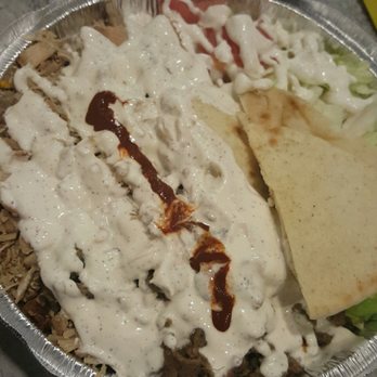 The Halal Guys - Regular size combo platter - Halal Near Me - Davie, Florida The Halal Guys - Regular size combo platter - Halal Near Me - Davie, Florida