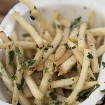 Alpine Inn - Garlic Fries - Burgers Near Me - Portola Valley, California
