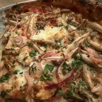 Delarosa Downtown - FUNGHI MISTA with red sauce - Pizza Near Me - San Francisco, California Delarosa Downtown - FUNGHI MISTA with red sauce - Pizza Near Me - San Francisco, California