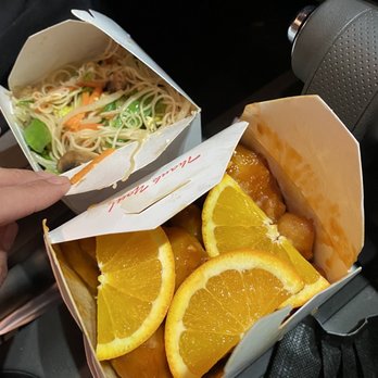 King Dragon - Vegetable Rice Noodles & Fresh orange chicken - Chinese Near Me - Gallup, New Mexico King Dragon - Vegetable Rice Noodles & Fresh orange chicken - Chinese Near Me - Gallup, New Mexico