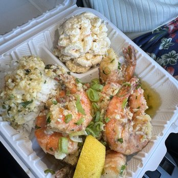 Smiley's Local Grinds - Garlic Butter Shrimp Plate - Hawaiian Near Me - Lihue, Hawaii Smiley's Local Grinds - Garlic Butter Shrimp Plate - Hawaiian Near Me - Lihue, Hawaii