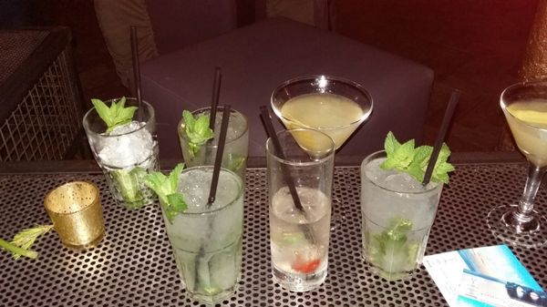 Apples & Pears Cocktail Bar by null