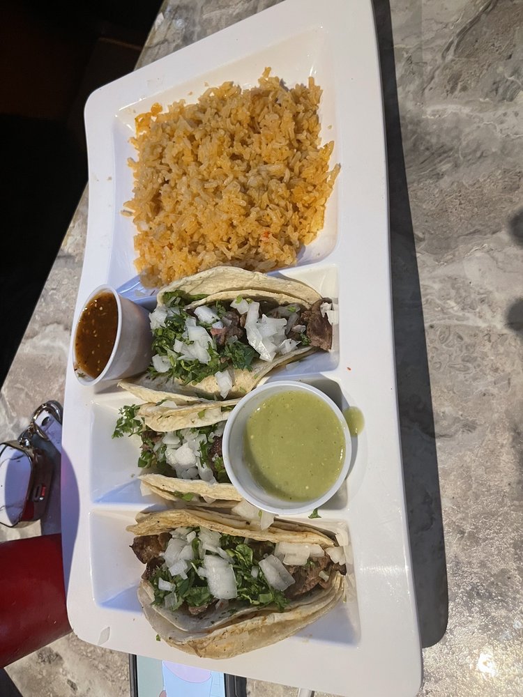 Tequila & Sazon — Mexican restaurant in Kingsland