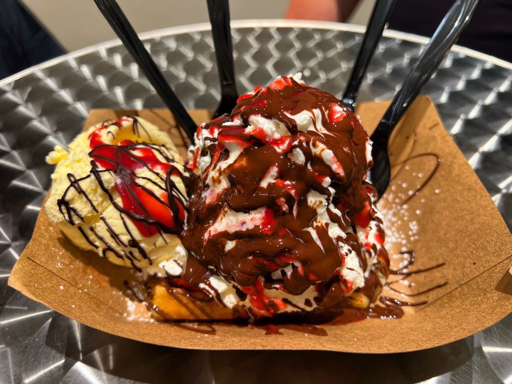 WAFFLE DE LYS Updated September 2024 95 Photos & 79 Reviews 616