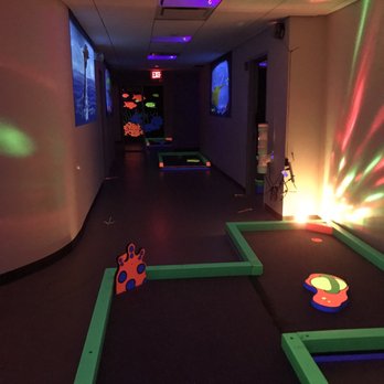 Glowgolf - Mini Golf Near Me - Garden City, New York
