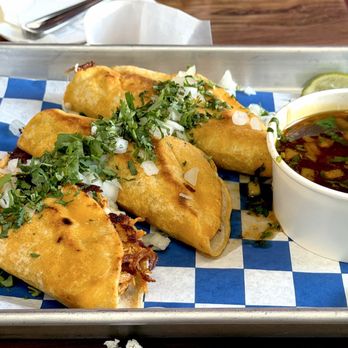 Taqueria Rendon - Chicken Birria Tacos - Tacos Near Me - Northfield, New Jersey Taqueria Rendon - Chicken Birria Tacos - Tacos Near Me - Northfield, New Jersey