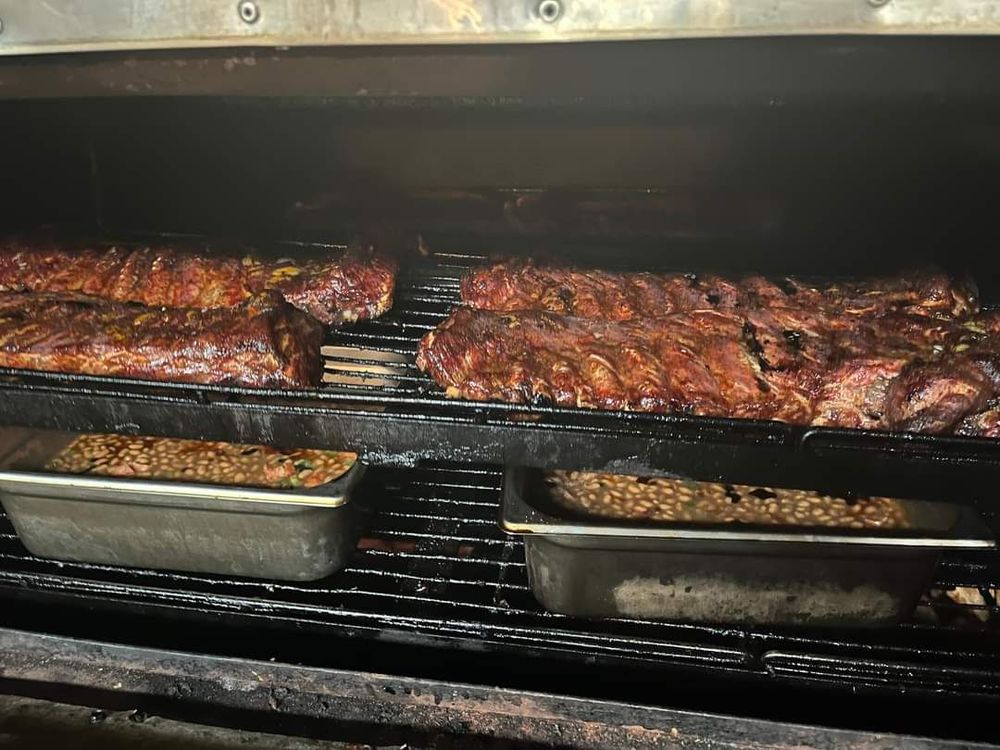 Country Break BBQ Logo