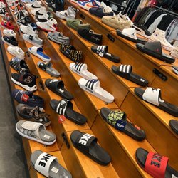 Champs Sports