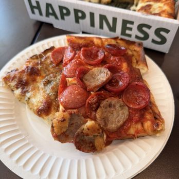 Prince Street Pizza - Garlic bread on the bottom and Meat Lovers on the top - Pizza Near Me - Pasadena, California Prince Street Pizza - Garlic bread on the bottom and Meat Lovers on the top - Pizza Near Me - Pasadena, California