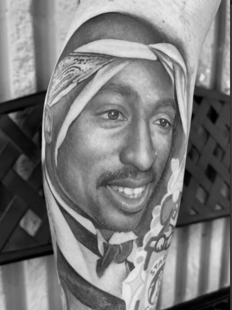 Forever Yours Tattoo Gallery Logo