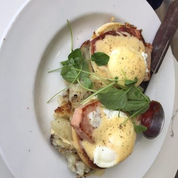 Cody's La Jolla - Eggs Benedict - Breakfast & Brunch Near Me - La Jolla, California Cody's La Jolla - Eggs Benedict - Breakfast & Brunch Near Me - La Jolla, California