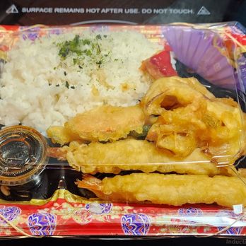 U Kitchen - Shrimp tempura bento - Japanese Near Me - Honolulu, Hawaii