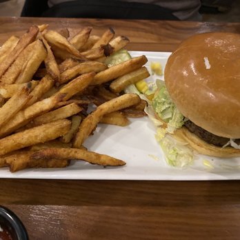 BRU Burger Bar - Fort Mitchell - New American Near Me - Fort Mitchell, Kentucky