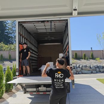 Royalty Moving & Storage - Fast, efficient and friendly movers. Would definitely work with them again - Movers Near Me - Seattle, Washington