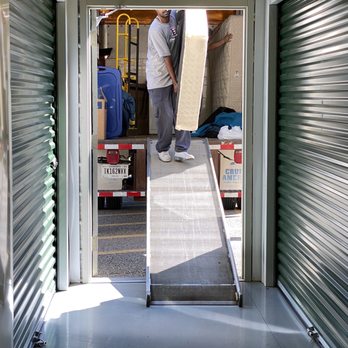 New Day Mover - Here comes the boxspring - Movers Near Me - Fort Wayne, Indiana