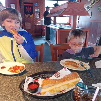 Pizza Hut - Pizza Near Me - Charleston, West Virginia Pizza Hut - Pizza Near Me - Charleston, West Virginia