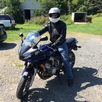Redline Rentals - At Redline Rentals on their Yamaha FZ6 - Motorcycle Rental Near Me - Columbus, New Jersey Redline Rentals - At Redline Rentals on their Yamaha FZ6 - Motorcycle Rental Near Me - Columbus, New Jersey