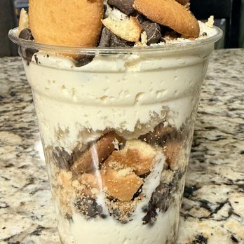 The Cheesecake Lady Indy - Large cheesecake build your own cup featuring banana and vanilla cheesecake filling with chocolate chips and vanilla wafers - Bakeries Near Me - Indianapolis, Indiana