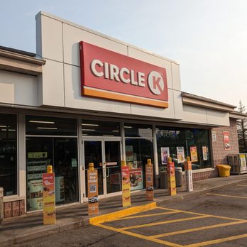 Circle K - Storefront - Convenience Stores Near Me - Toronto, Ontario