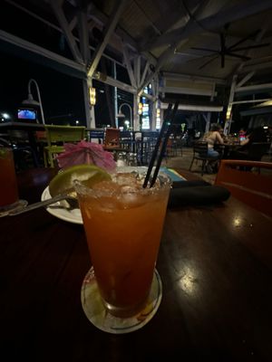 Bahama Breeze by null