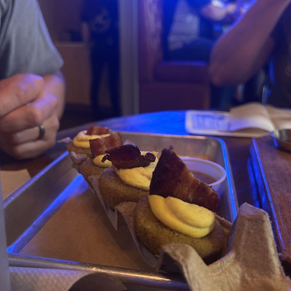 Sids Garage - Burgers Near Me - Meridian, Idaho Sids Garage - Burgers Near Me - Meridian, Idaho
