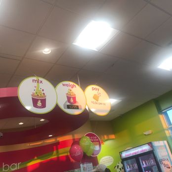 Menchie's - Custom Cakes Near Me - El Paso, Texas