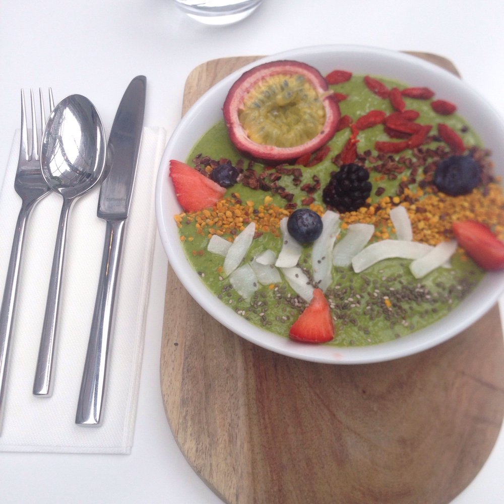 Eathos - Green smoothie bowl - Bakeries Near Me - Dublin, D Eathos - Green smoothie bowl - Bakeries Near Me - Dublin, D