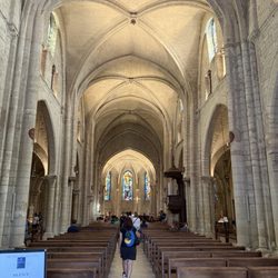 Paroisse Saint-Germain-des-Prés - Quiet please