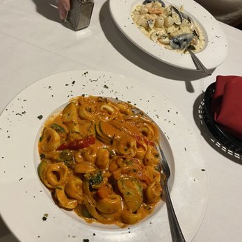 Villa Amore - Italian Near Me - Lincoln, Nebraska Villa Amore - Italian Near Me - Lincoln, Nebraska