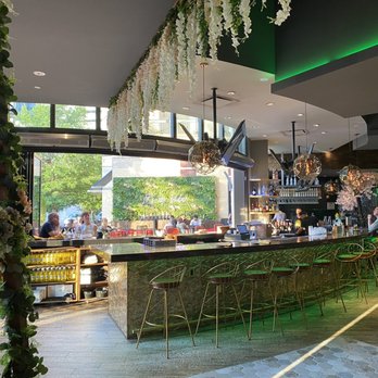 Inca Social - Beer, Wine & Spirits Near Me - Arlington, Virginia