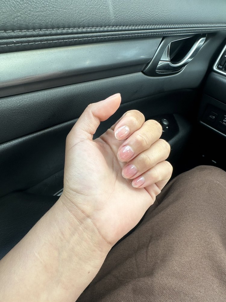 Amazing Nails Logo
