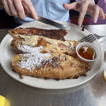 The Ludlow Garage - French toast - Music Venues Near Me - Cincinnati, Ohio