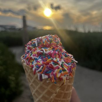 Tiki Joe's Cedar Beach - Nothing like getting Mr. Softy and watching a gorgeous sunset at Cedar Beach - Restaurants Near Me - Mount Sinai, New York Tiki Joe's Cedar Beach - Nothing like getting Mr. Softy and watching a gorgeous sunset at Cedar Beach - Restaurants Near Me - Mount Sinai, New York