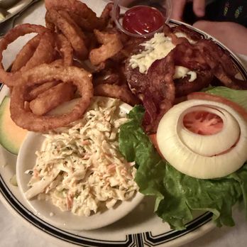 J.D. Hoyt's - Steakhouses Near Me - Minneapolis, Minnesota J.D. Hoyt's - Steakhouses Near Me - Minneapolis, Minnesota