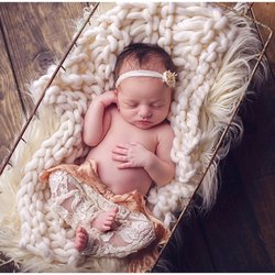 Fresh Art Photography - St. Louis Newborn Photography