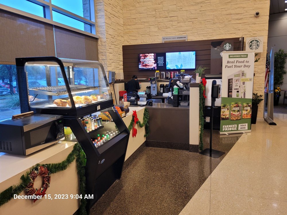 HOOKED ON THE VINE Updated August 2024 1650 W College St, Grapevine