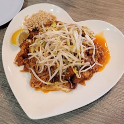 Heart of Thai Cuisine - Pad thai