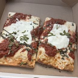 Grandma slice pretty big slices.