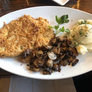 Smakosz Restaurant - Veal Cutlet with mashed potatoes and mushrooms - Polish Near Me - Chicago, Illinois Smakosz Restaurant - Veal Cutlet with mashed potatoes and mushrooms - Polish Near Me - Chicago, Illinois