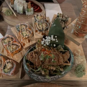 Happy Fish Sushi - Happy Lobster Roll - Sushi Bars Near Me - Pembroke Pines, Florida