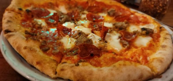 Pizza Brutta by null