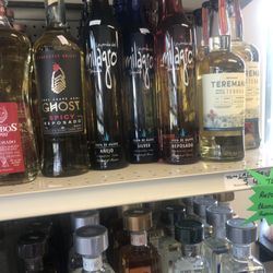 Stella's Liquor Store