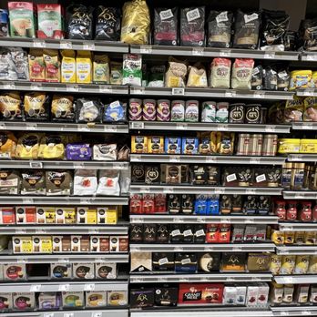 Carrefour City - Grocery Near Me - Issy-les-Moulineaux, 92