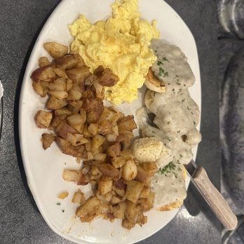 Katie's Kitchen - biscuits and gravy - Breakfast & Brunch Near Me - Des Plaines, Illinois Katie's Kitchen - biscuits and gravy - Breakfast & Brunch Near Me - Des Plaines, Illinois