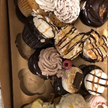 Molly's Cupcakes - Cupcakes Near Me - Chicago, Illinois Molly's Cupcakes - Cupcakes Near Me - Chicago, Illinois