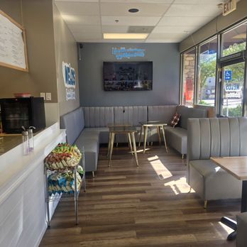 Melos Sandwich & Dessert - Sandwiches Near Me - Temecula, California