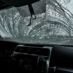S & S Auto Glass & Tint